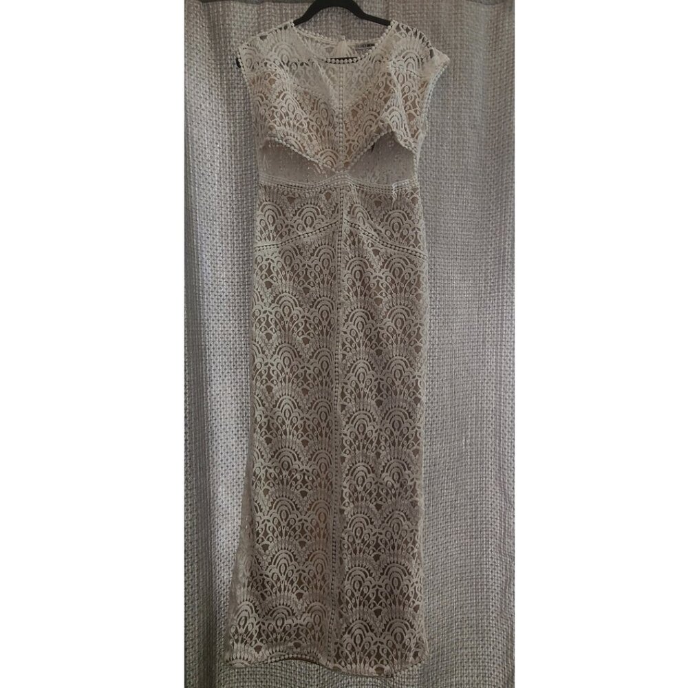 XL NWT Fashion Nova Valeria Lace Maxi Dress White Bohemian Chic